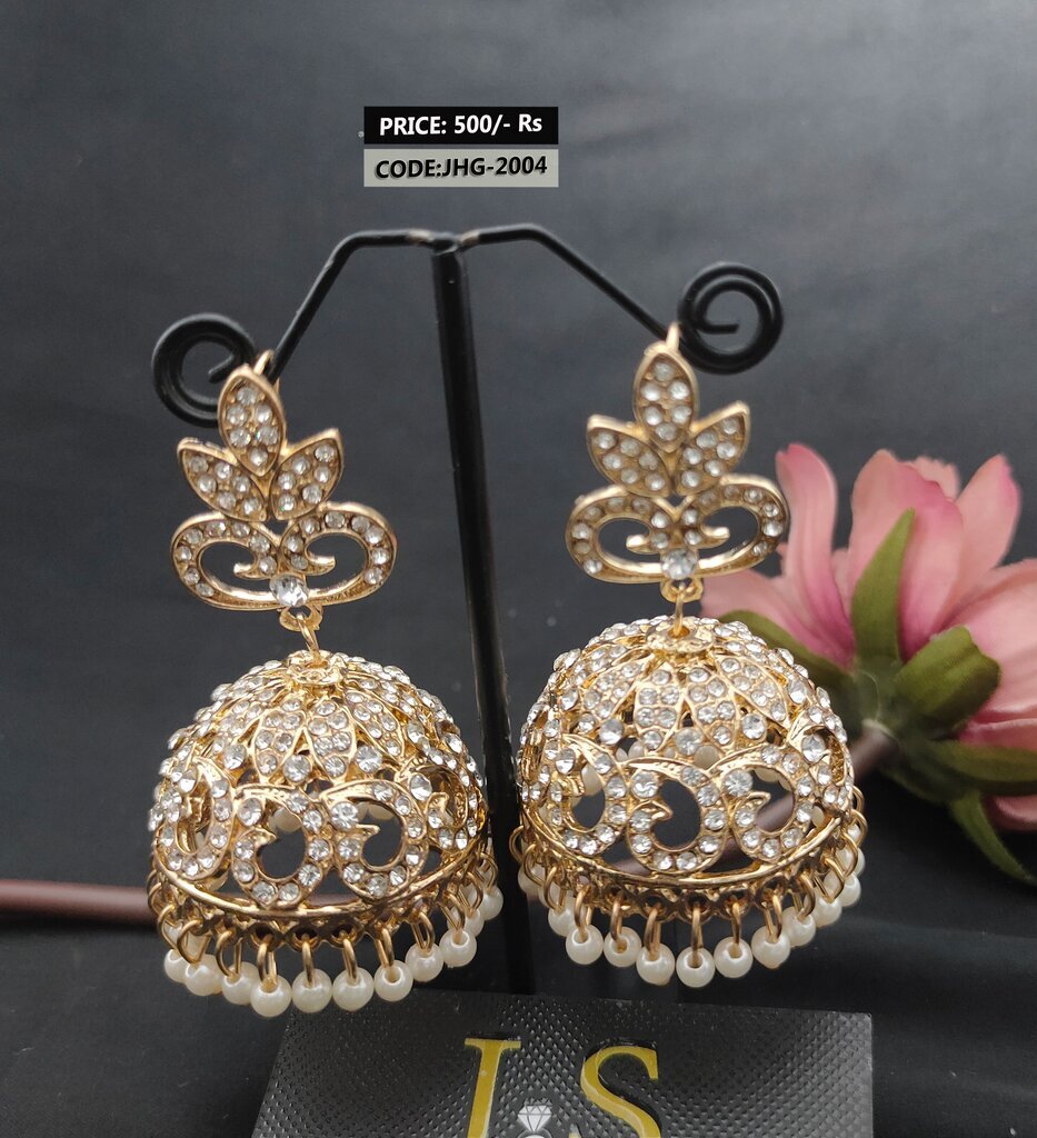 pakistani traditional earrings